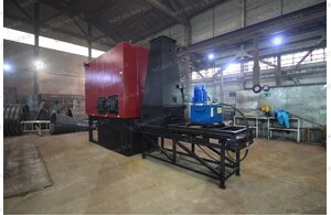 Плунжерный автоматический котел на щепе и опилках